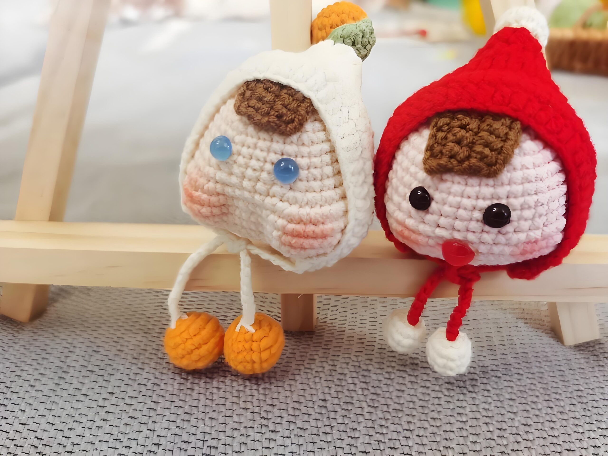 Is It Better To Knit Or Crochet First